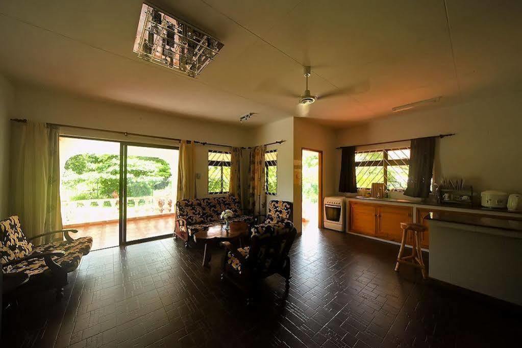 Coco Bay Guest House Anse Volbert Village Εξωτερικό φωτογραφία